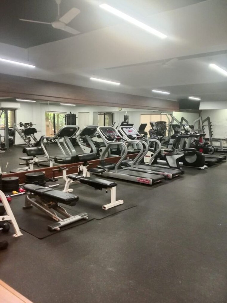Gym, the-advantage-raheja-windermere 2 Bedroom 860 Sq.Ft. Apartment In Andheri West Mumbai 10342196