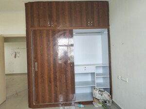 Furnished Amenities in 2 BHK Apartment at Akash Enclave, Vrindavan Yojna – for Rent