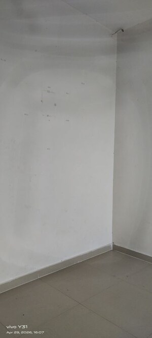 Room in  Apartment at Mahagun My Woods, Sector 16c Greater Noida – for Rent
