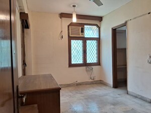 Room in 4 BHK Builder Floor at Chirag Enclave – for Sale