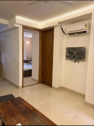 Room in 2 BHK Apartment at Palm Residency Chhatarpur, Chattarpur – for Rent