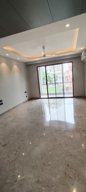 Room in  Independent House at Dlf Cyber City – for Sale