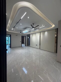 3.5 BHK + Pooja Room,Servant Room,Study Room,Extra Room,Basement,Store Room Builder Floor For Sale in Anant Raj Ashok Estate