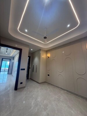 Room in 3.5 BHK Builder Floor at Anant Raj Ashok Estate, Sector 63a – for Sale