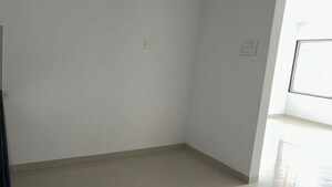 Room in 2 BHK Apartment at Giritirtha Solasta, Ravet – for Rent