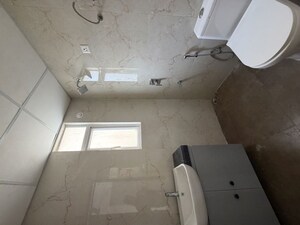 Attached Bathroom in 2.5 BHK Apartment at M3M Soulitude, Sector 89 – for Rent