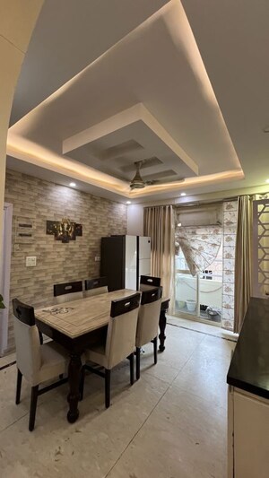 Dining area in 3 BHK Apartment at Sector 6 Dwarka – for Rent