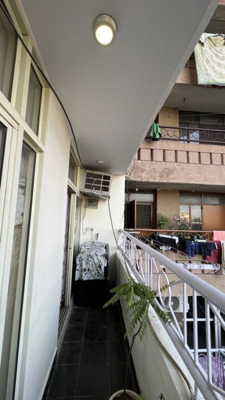 Balcony, sector 6 dwarka 3 Bedroom 1900 Sq.Ft. Apartment In Sector 6 Dwarka Delhi 10342352