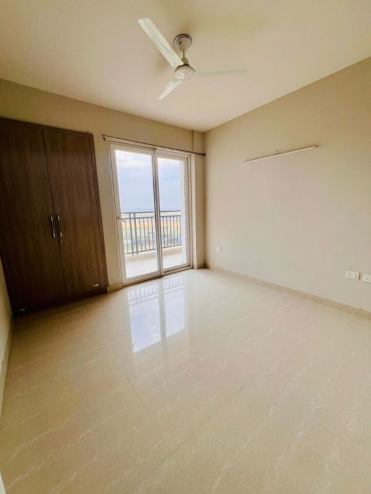 Room, eldeco-live-by-the-greens 2 Bedroom 1137 Sq.Ft. Apartment In Sector 150 Noida 10342390