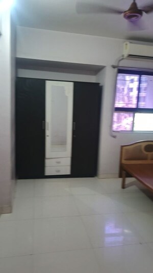 Room in 3.5 BHK Apartment at Cosmos Regency Kavesar, Kavesar – for Rent