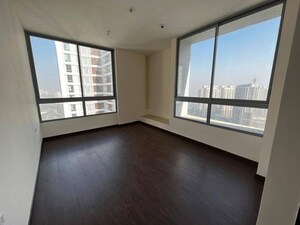 Room in 2 BHK Apartment at Piramal  Vaikunth Cluster 4, Balkum Pada – for Rent
