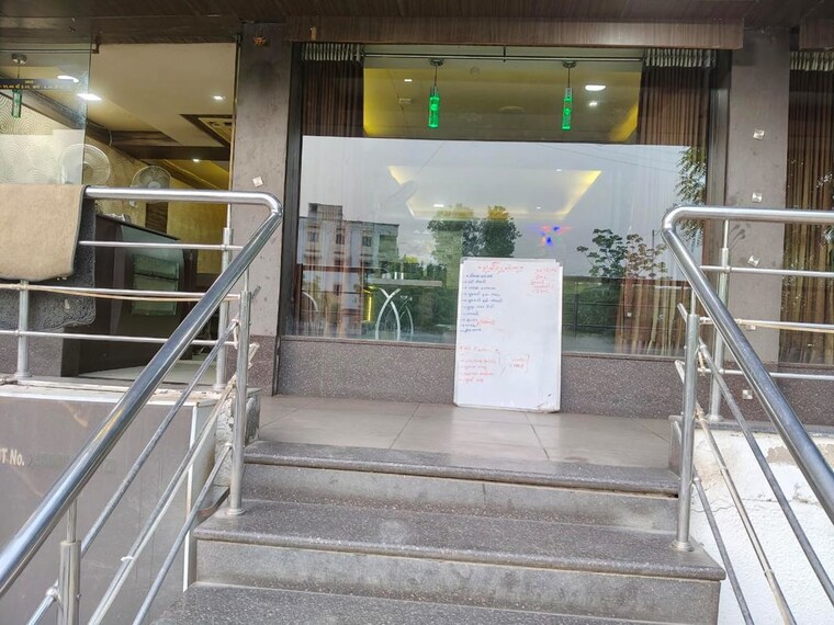 Balcony, chandkheda Commercial Shop 2200 Sq.Ft. In Chandkheda Ahmedabad 10342431