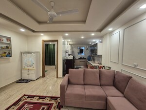 Living Room in 3 BHK Builder Floor at BPTP District 3, Sector 85 – for Sale