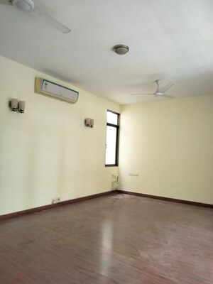 3 BHK Apartment For Rent in Emaar Emerald Floors Premier, Sector 65