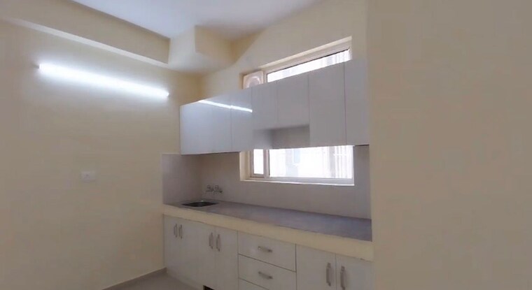 Kitchen, pyramid-midtown 2 Bedroom 578 Sq.Ft. Apartment In Sector 59 Gurgaon 10329585