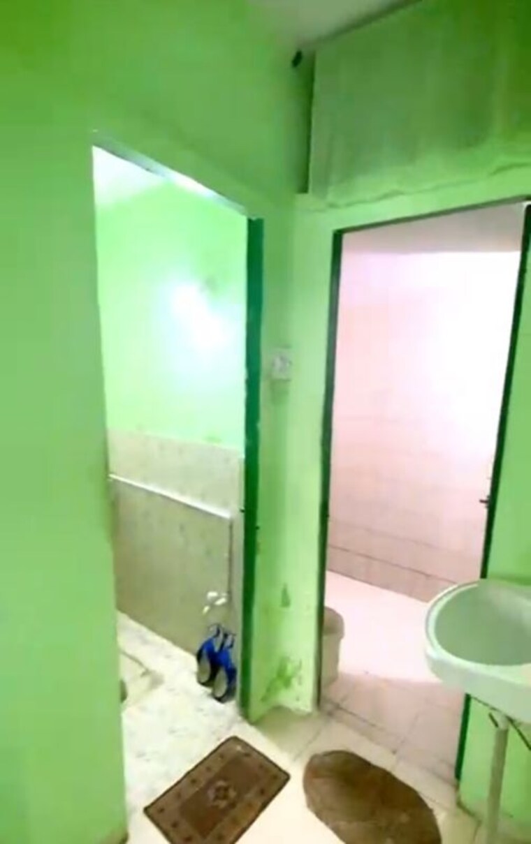 Bathroom, new-shree-avenue-complex 1 Bedroom 650 Sq.Ft. Apartment In Mira Road Thane 10342458
