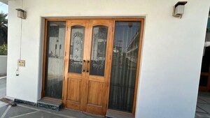 Bedroom in 6 BHK Independent House at Sector 15a – for Rent