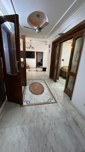 Living Room in 6 BHK Independent House at Sector 15a – for Rent