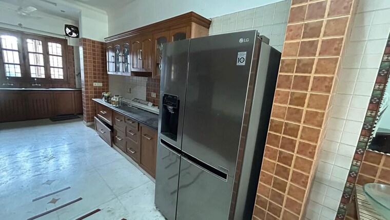 Kitchen, sector 15a 6 Bedroom 250 Sq.Yd. Independent House In Sector 15a Faridabad 10342473