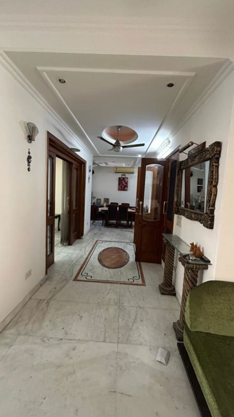 Bedroom, sector 15a 6 Bedroom 250 Sq.Yd. Independent House In Sector 15a Faridabad 10342473