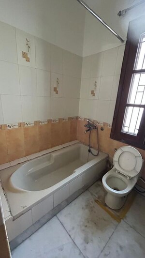 Bathroom in 6 BHK Independent House at Sector 15a – for Rent