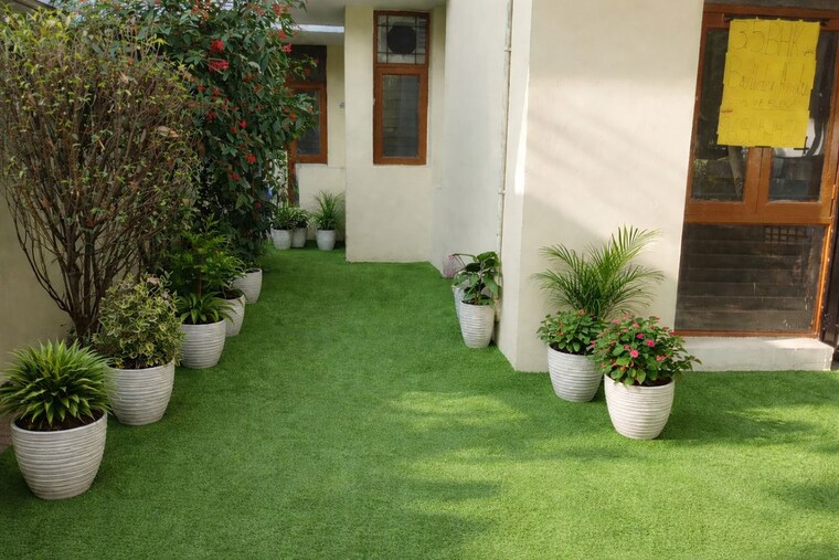 Garden, ansal-api-esencia 3 Bedroom 300 Sq.Ft. Builder Floor In Sector 67 Gurgaon 10342491