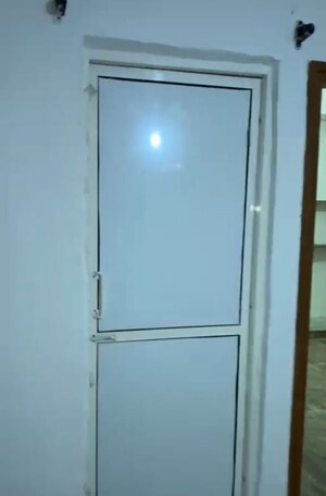 Room in 1 BHK Apartment at AVJ Heightss, Zeta I Greater Noida – for Rent