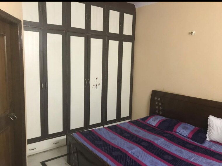 Bedroom, moti nagar 2 Bedroom 990 Sq.Ft. Builder Floor In Moti Nagar Delhi 10342488
