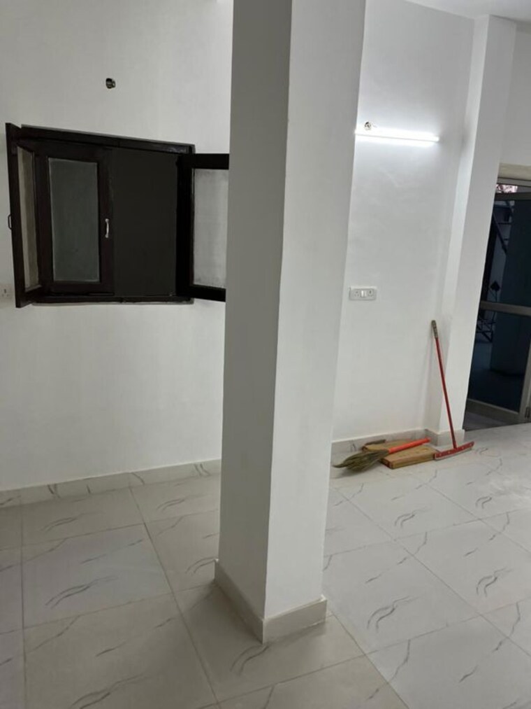 Team Area, yusuf sarai Commercial Office Space 700 Sq.Ft. In Yusuf Sarai Delhi 10342529