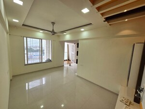Room in 3.5 BHK Apartment at Amanora Ascent Towers, Hadapsar – for Rent