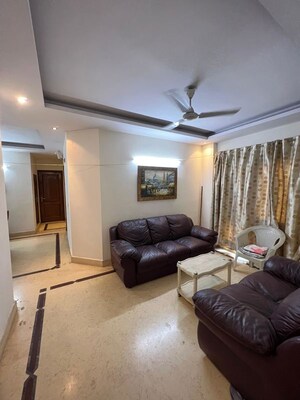 Living Room in 3 BHK Builder Floor at Safdarjung Enclave – for Rent