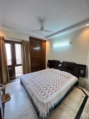 Bedroom in 3 BHK Builder Floor at Safdarjung Enclave – for Rent