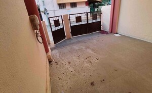 Parking in 2 BHK Villa at Kamatwade – for Sale