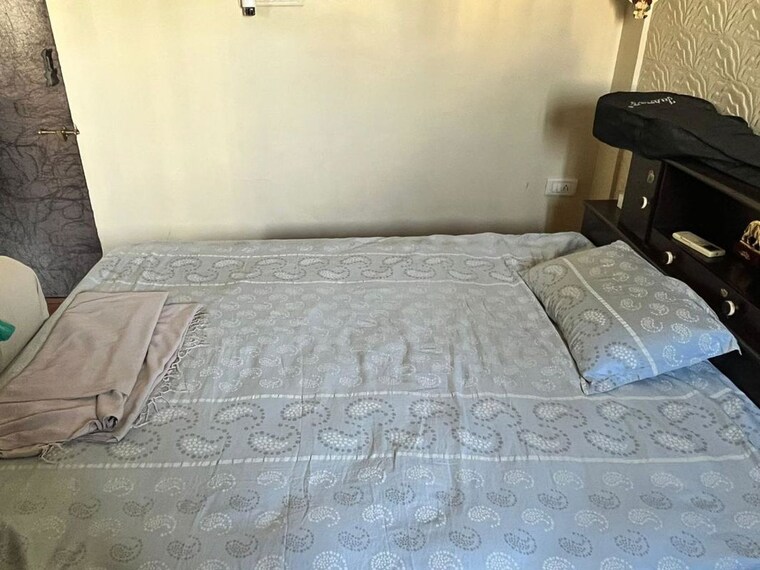 Room, adarsh-chs-vasant-vihar 2 Bedroom 1240 Sq.Ft. Apartment In Vasant Vihar Thane 10342642