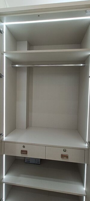 Room in 1 BHK Builder Floor at Rohini Sector 8 – for Sale