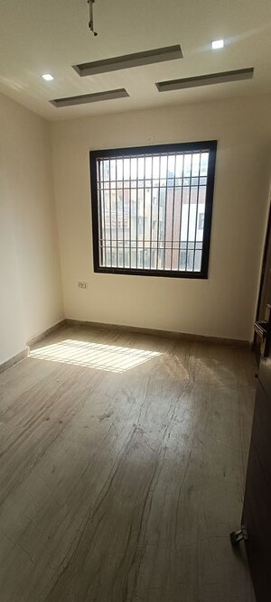 3 BHK Builder Floor For Rent in Rohini Sector 8