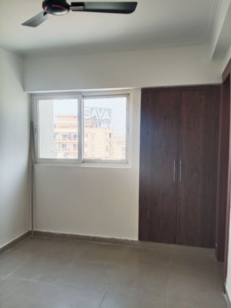 Room, sector 4 greater noida 4 Bedroom 1825 Sq.Ft. Apartment In Sector 4 Greater Noida Greater Noida 10342713
