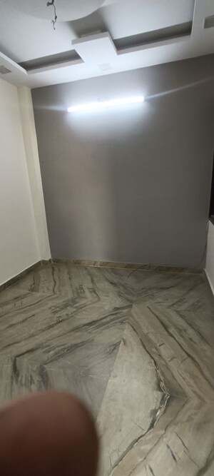 Room in 2 BHK Builder Floor at Rohini Sector 8 – for Rent