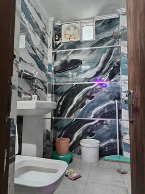 Washroom in 2 BHK Builder Floor at SS Southend Floors, South City 2 – for Rent