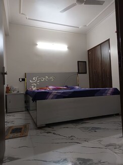 2 BHK + Study Room Builder Floor For Rent in SS Southend Floors