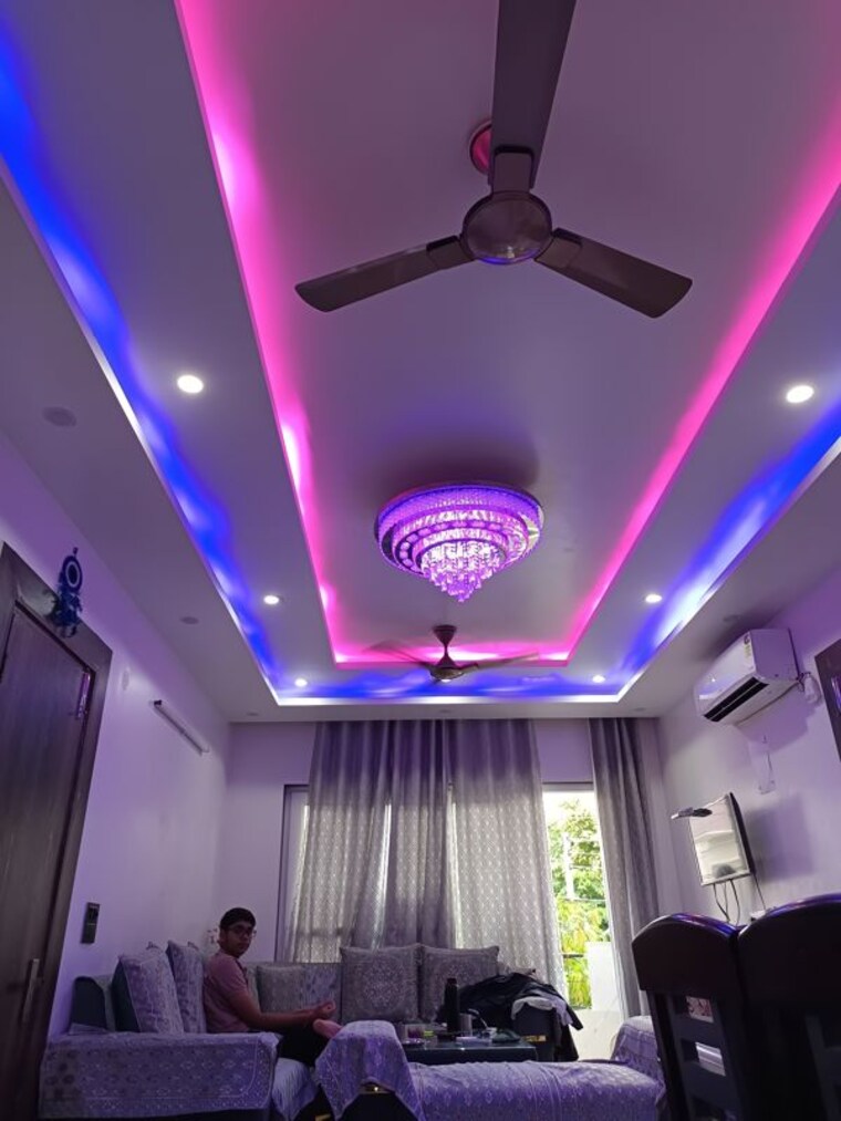 Tv Room, ss-southend-floors 2 Bedroom 927 Sq.Ft. Builder Floor In South City 2 Gurgaon 10342769