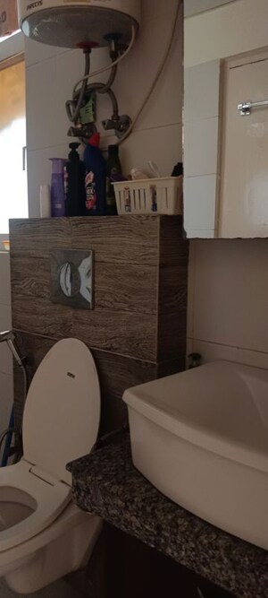 Bathroom in 2.5 BHK Builder Floor at Orchid Island, Sector 51 – for Rent