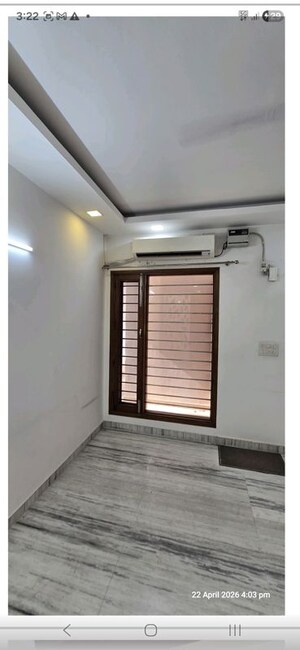 Room in 4 BHK Builder Floor at Sector 15 – for Rent
