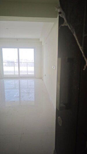 Room in 3 BHK Apartment at Mana Capitol, Sarjapur Road – for Sale