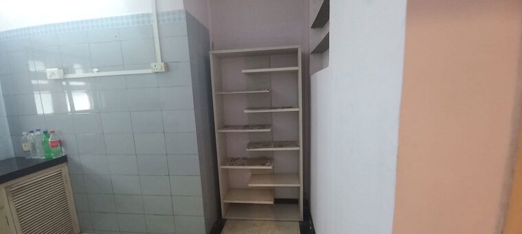 Kitchen, bandra west 1 Bedroom 500 Sq.Ft. Apartment In Bandra West Mumbai 10342826