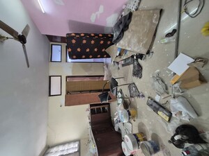 Team Area in 2.5 BHK Builder Floor at Acharya Niketan – for Rent