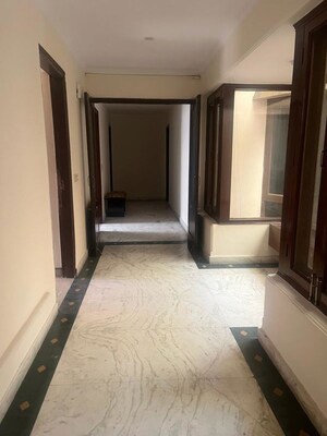 Building Lobby in 3.5 BHK Independent House at Sector 51 – for Rent