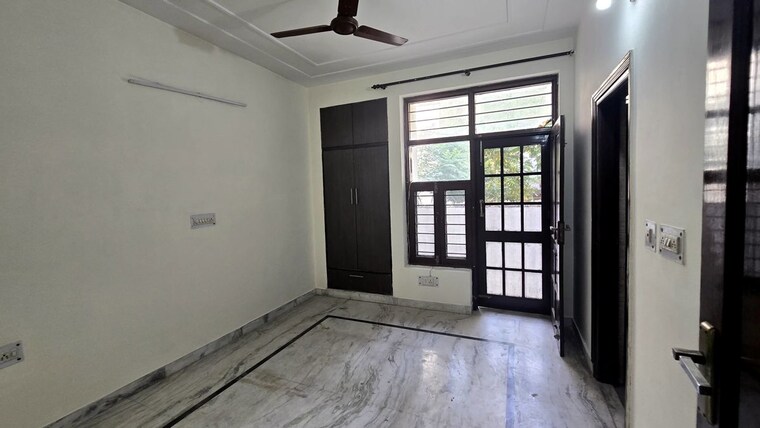 Room, sector 47 2 Bedroom 1460 Sq.Ft. Builder Floor In Sector 47 Gurgaon 10342838