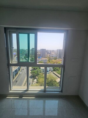 Room in 1 BHK Builder Floor at Kurla Kamgar CHS, Kurla – for Rent