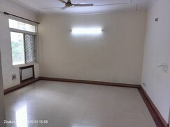 2 BHK Apartment For Rent in VIP Road